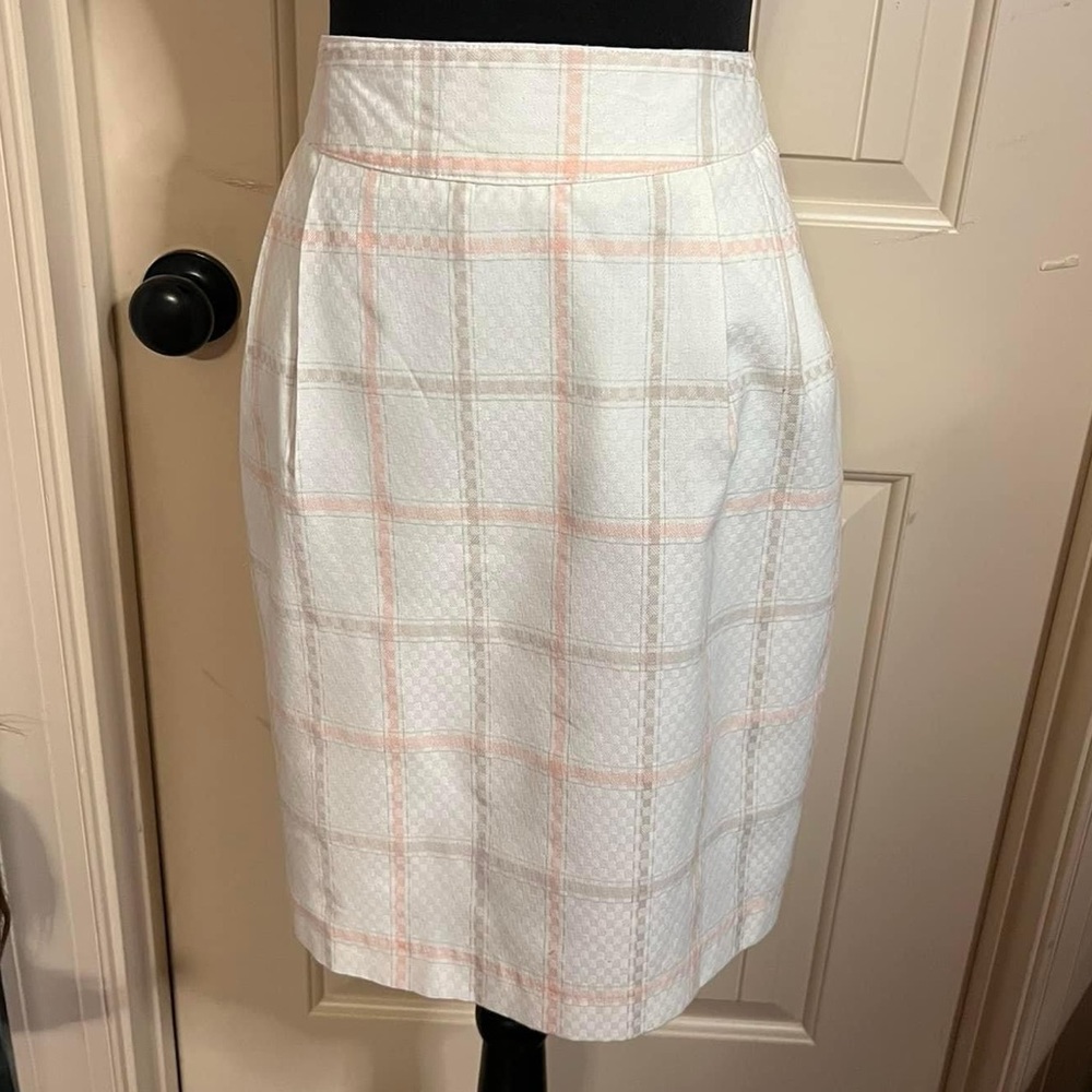 VGUC- Ninon de Lenelos- size 11/12- runs small- plaid pencil skirt